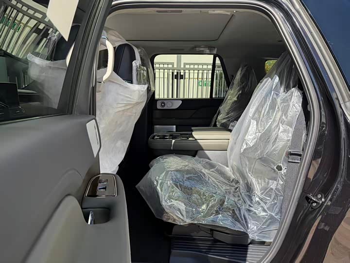 Lincoln Navigator 2024 2024款 3.5T 长轴总统版