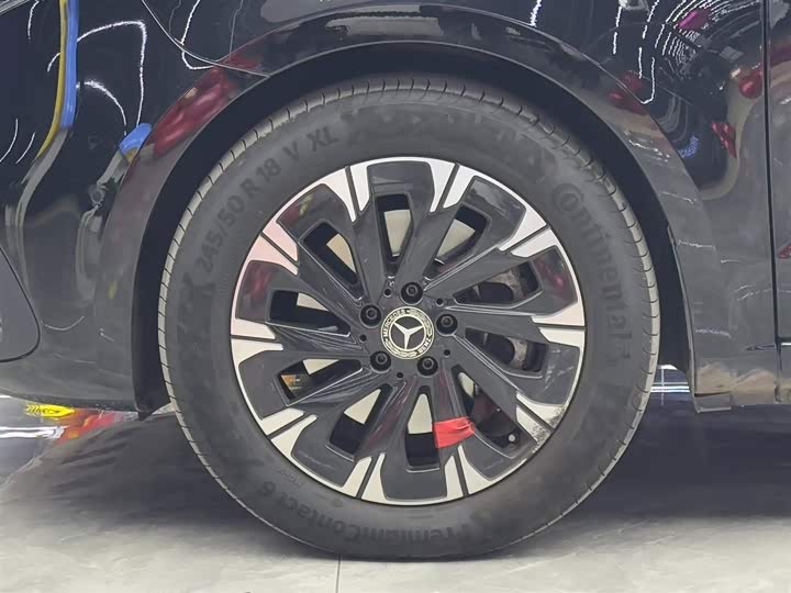 Mercedes-Benz V-Class 2024 2024款 V 300 领航版