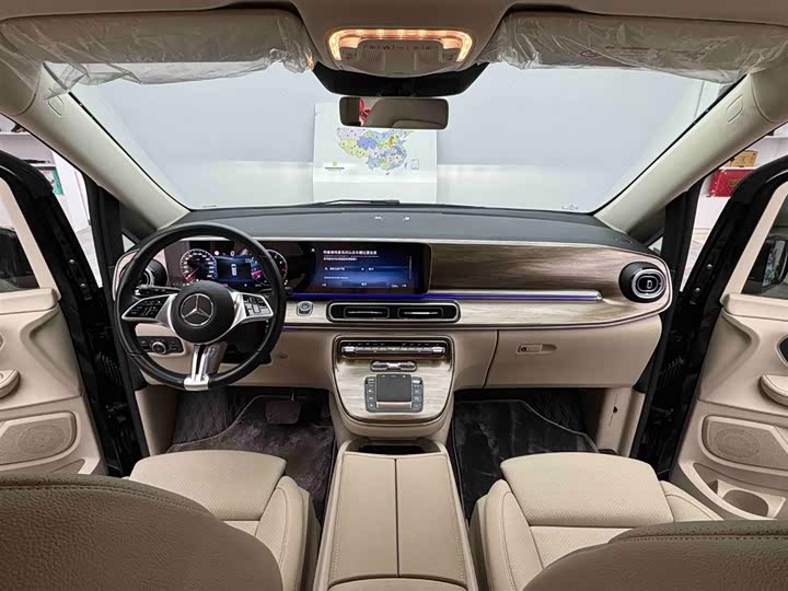 Mercedes-Benz V-Class 2024 2024款 V 300 领航版