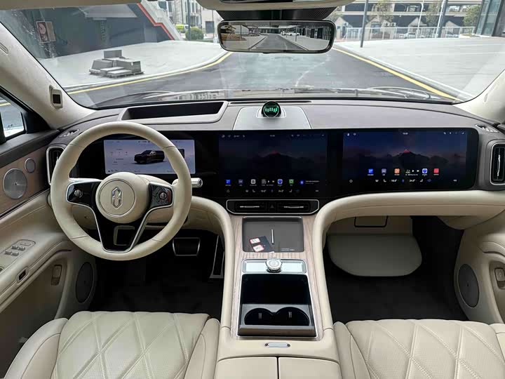 Aito M9 2025 2025款 增程 Ultra版 52kWh 5座版