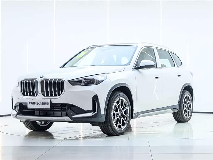 2025 BMW X1