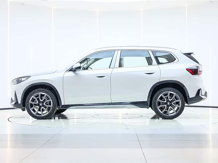 BMW X1 2025 2025款 sDrive25Li X设计套装