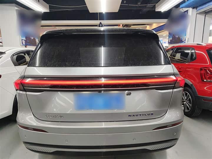Lincoln Nautilus 2023 2023款 2.0T 四驱尊睿混动版