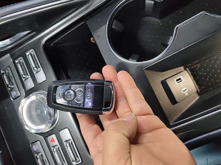 Lincoln Nautilus 2023 2023款 2.0T 四驱尊睿混动版