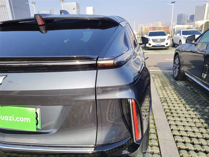 Cadillac Lyriq 2024 2024款 后驱标准续航豪华版