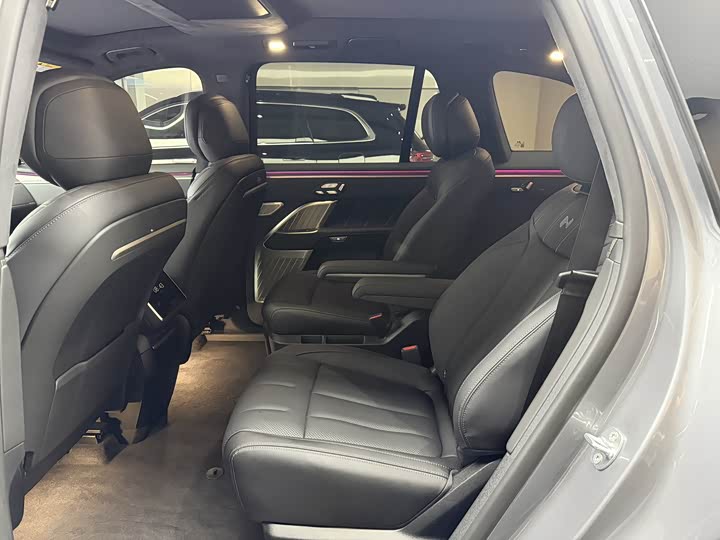 Nio Onvo L90 2025 2025款 Ultra 六座版