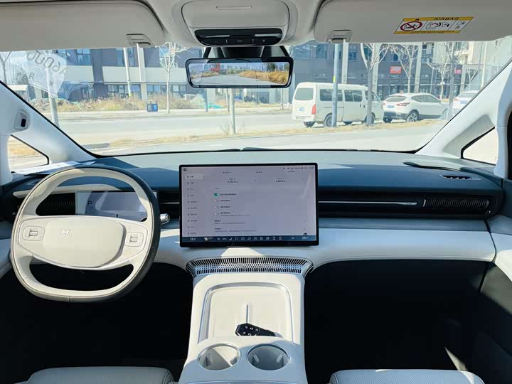 XPeng X9 2025 2025款 纯电 650长续航 Max