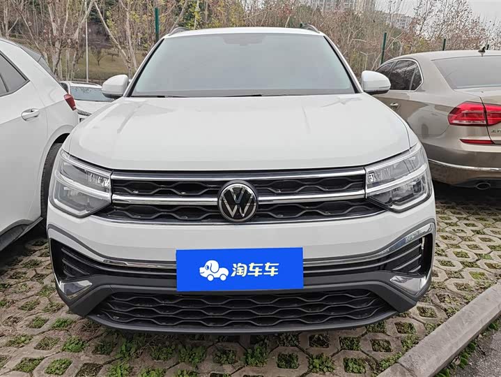 Volkswagen Tharu 2025 2025款 300TSI 两驱皓月版