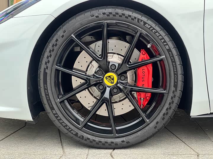 Lotus Emira 2021 2021款 2.0T DCT First Edition