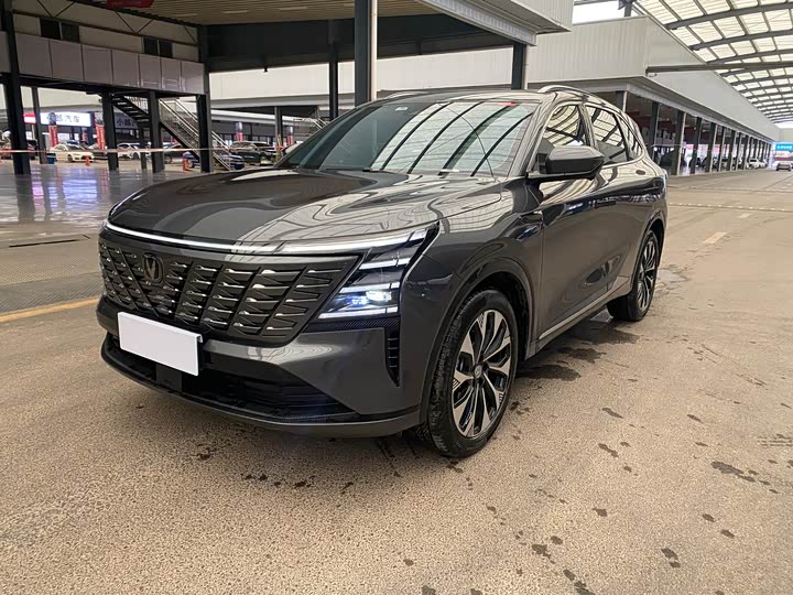 Changan CS75 Plus 2025 2025款 第四代 UItra 2.0T 新蓝鲸 擎云型