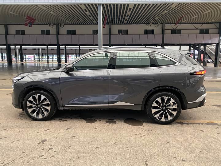 Changan CS75 Plus 2025 2025款 第四代 UItra 2.0T 新蓝鲸 擎云型