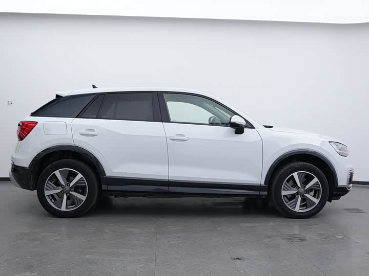 Audi Q2L e-tron 2019 2019款 Q2L e-tron 纯电智享型