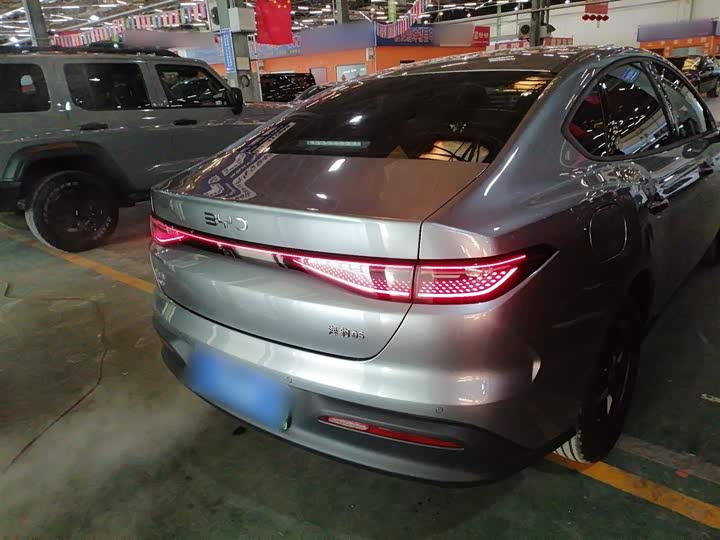 BYD Seal 05 DM-i Hybrid 2025 2025款 DM-i 智驾版 55KM豪华型