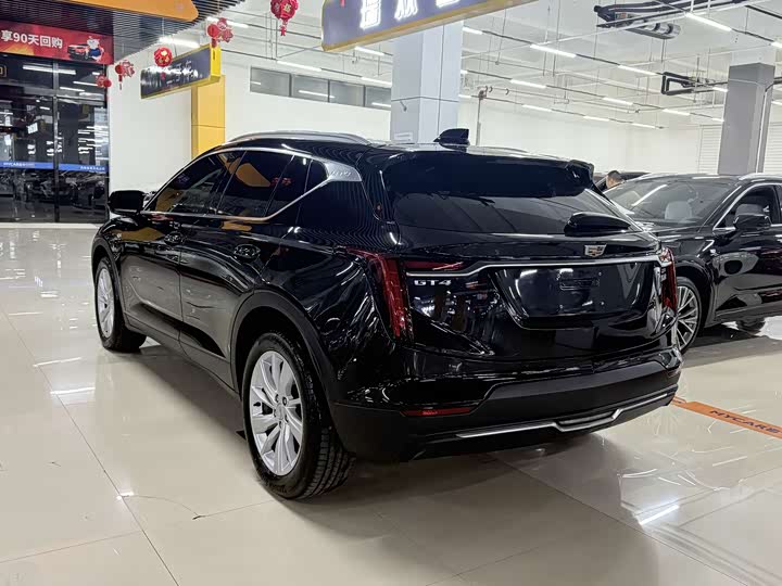 Cadillac GT4 2023 2023款 25T 风尚型