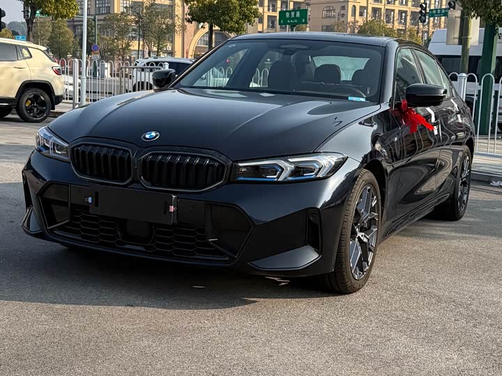 BMW 3 Series 2025 2025款 330Li 尊享型 M运动曜夜套装