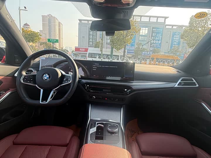 BMW 3 Series 2025 2025款 330Li 尊享型 M运动曜夜套装