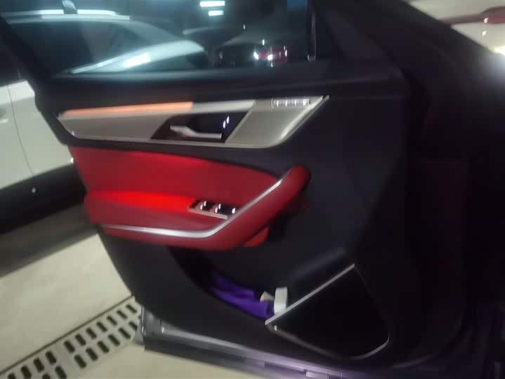 Jaguar F-Pace 2024 2024款 P250 R-Dynamic SE