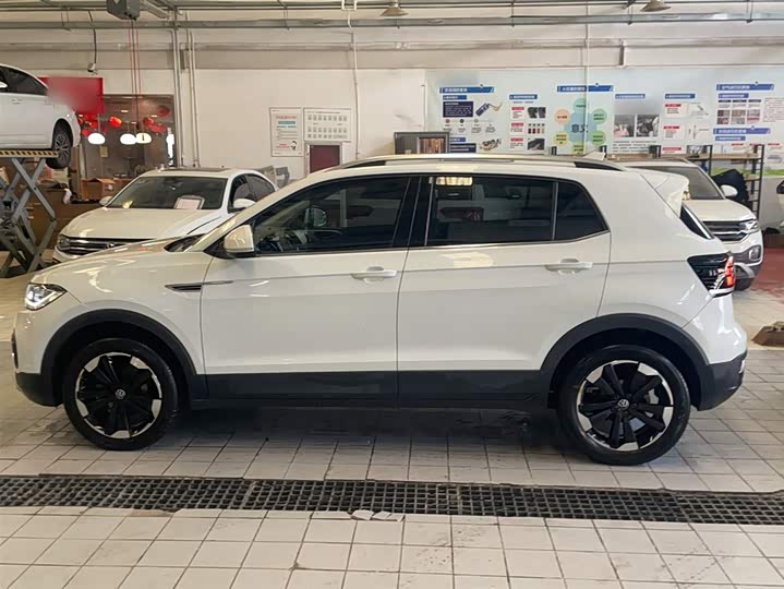 Volkswagen Tacqua 2023 2023款 200TSI DSG 悦智联版