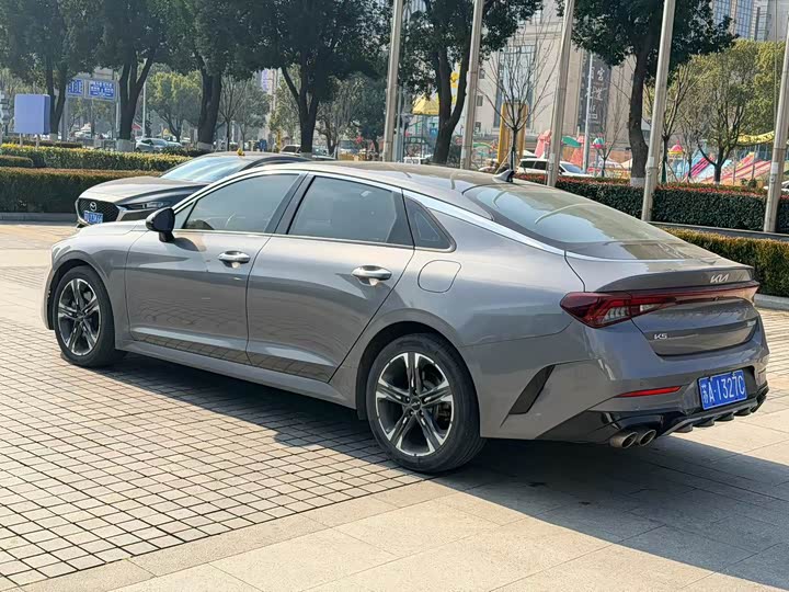 Kia K5 2021 2021款 380T GT-Line 旗舰版