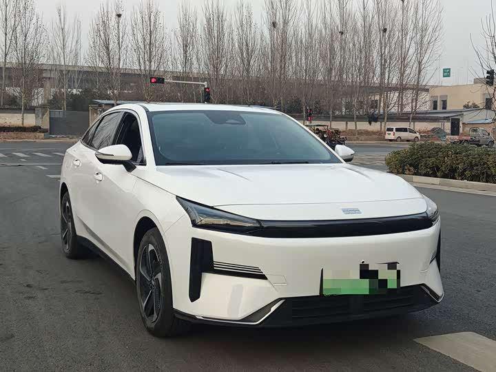 2025 Geely Galaxy L6