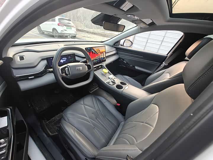 2025 Geely Galaxy L6