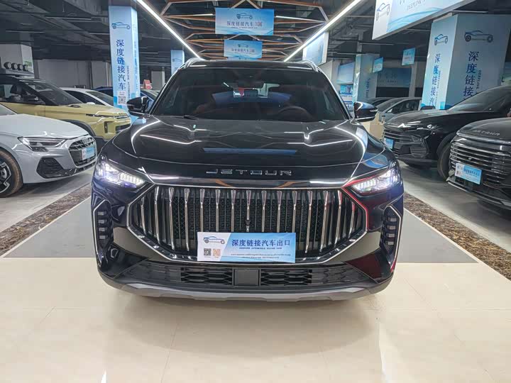 Jetour X70 Plus 2025 2025款 冠军版 1.5T DCT冠军MAX+ 7座