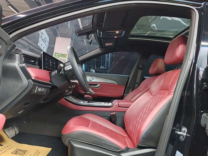 Jetour X70 Plus 2025 2025款 冠军版 1.5T DCT冠军MAX+ 7座