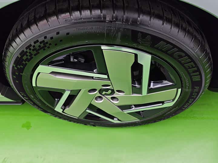 Nio Onvo L90 2025 2025款 Max 六座版