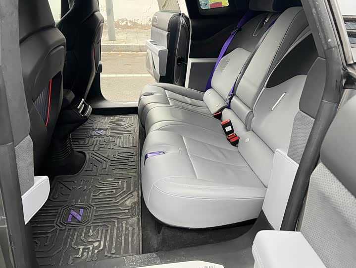 HiPhi Z 2023 2023款 城市版 五座