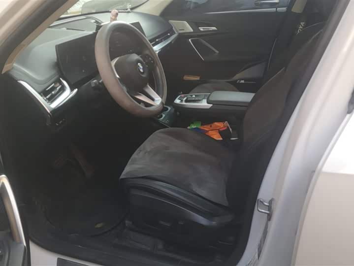 BMW X1 2024 2024款 sDrive25Li X设计套装