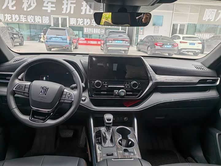 Toyota Crown Kluger 2024 2024款 2.5L HEV四驱尊贵版