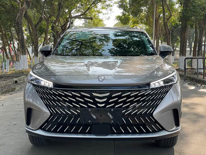 Roewe RX5 2023 2023款 1.5T 尊荣滑屏版