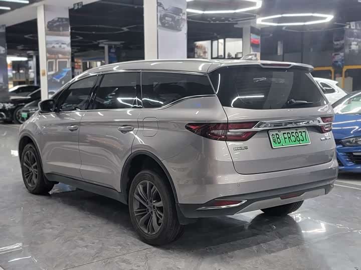 Geely Jiaji Hybrid 2022 2022款 1.5TD PHEV 白金舒适型