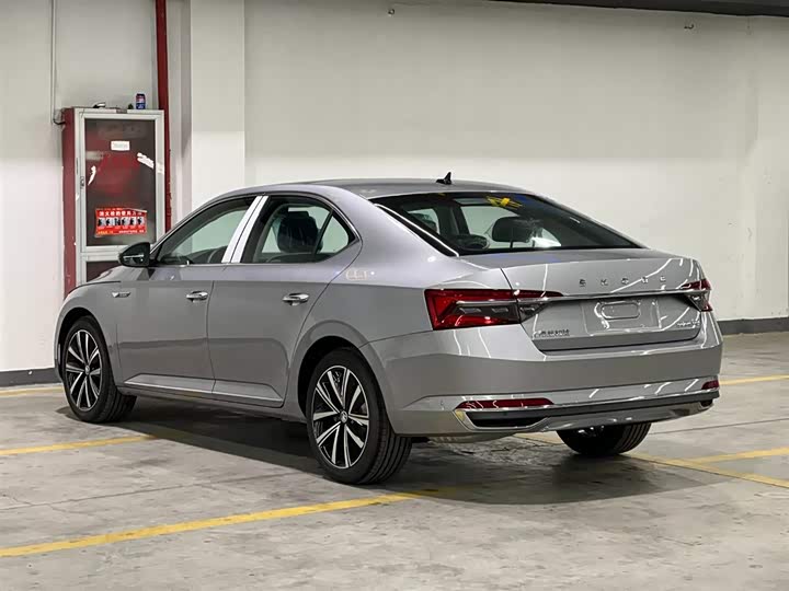 Skoda Superb 2024 2024款 TSI280 DSG尊享版