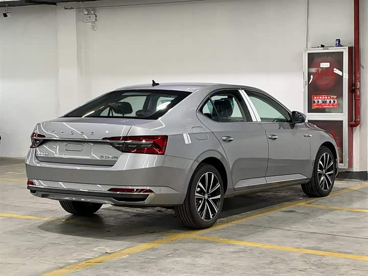 Skoda Superb 2024 2024款 TSI280 DSG尊享版