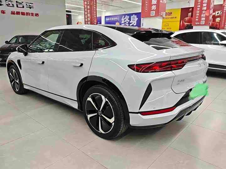 2025 BYD Song L