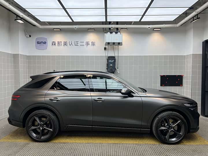 Genesis GV70 2025 2025款 2.5T 四驱旗舰版