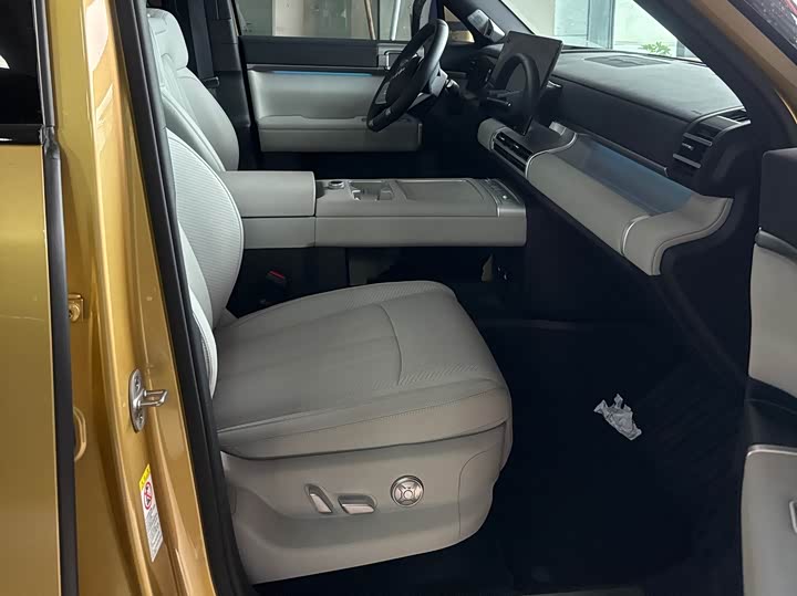 BYD FangChengBao Titanium 7 (Tai 7) 2025 2025款 190KM四驱Ultra版