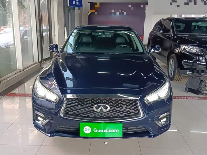 Infiniti Q50L 2018 2018款 2.0T 进享版 国VI