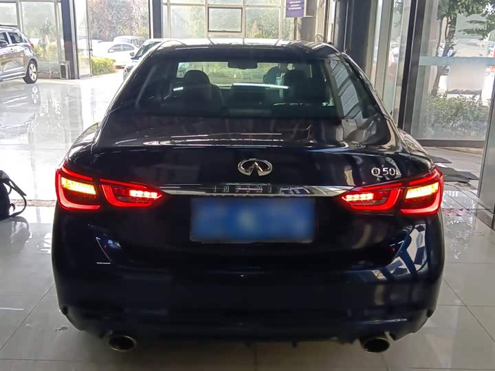 Infiniti Q50L 2018 2018款 2.0T 进享版 国VI