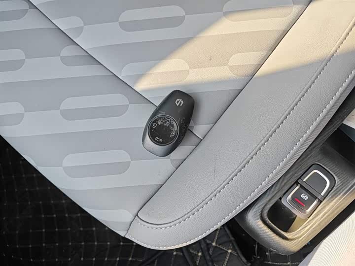 Leapmotor T03 2025 2025款 403舒享版