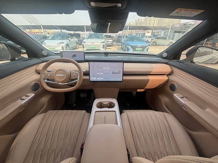 Exeed Sterra ET 2025 2025款 增程 265 Pro两驱高速辅助驾驶