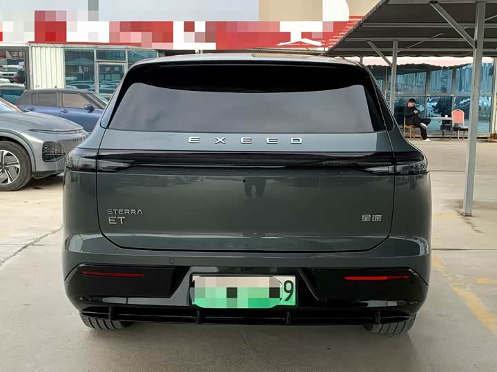 Exeed Sterra ET 2025 2025款 增程 265 Pro两驱高速辅助驾驶