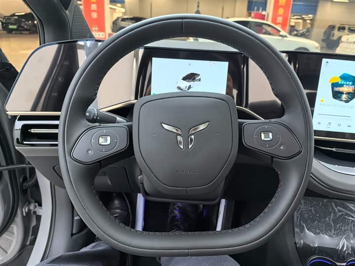 Hongqi EH7 2025 2025款 640 四驱 智选版