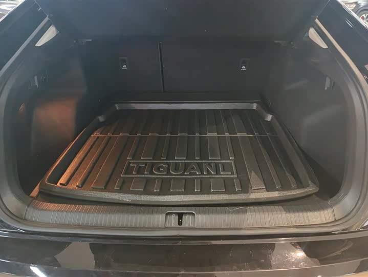 2022 Volkswagen Tiguan X