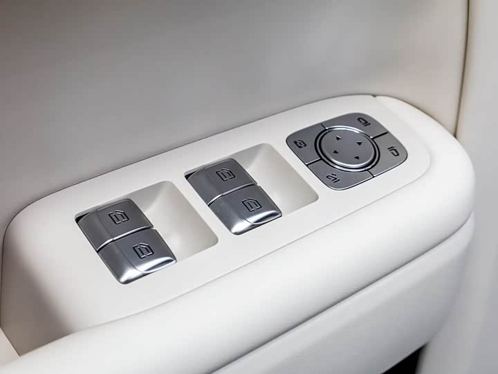 LiXiang L7 2025 2025款 Max 智能焕新版