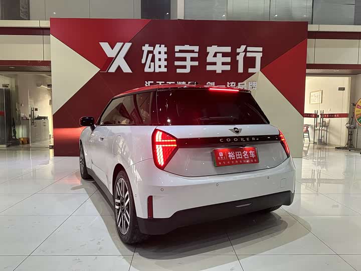 Mini Cooper 2024 2024款 456km COOPER E 经典派