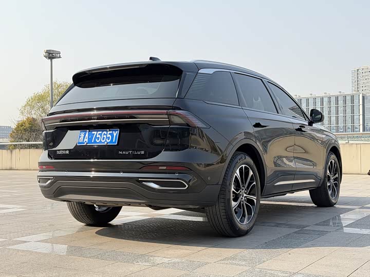 Lincoln Nautilus 2023 2023款 2.0T 四驱尊逸版