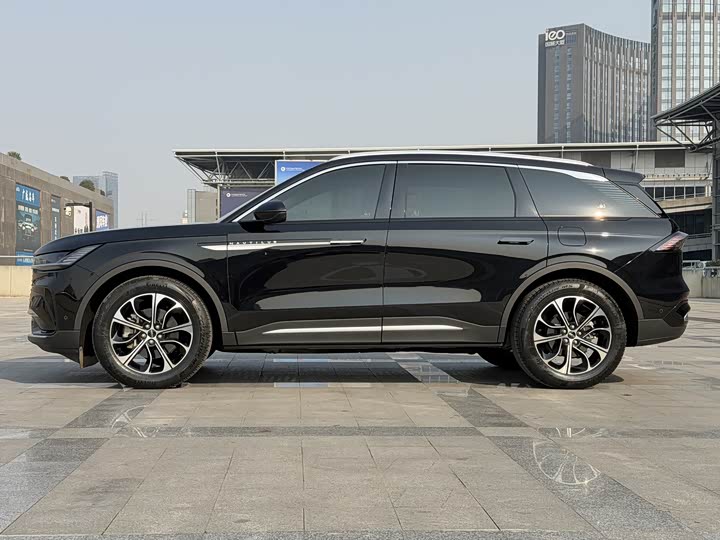 Lincoln Nautilus 2023 2023款 2.0T 四驱尊逸版
