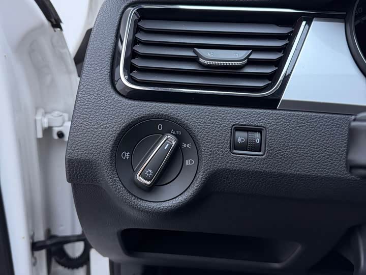 Skoda Rapid 2022 2022款 1.5L 自动舒享版